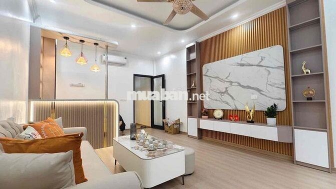 Bán Nhà Huỳnh thúc Kháng - 23tỷ
