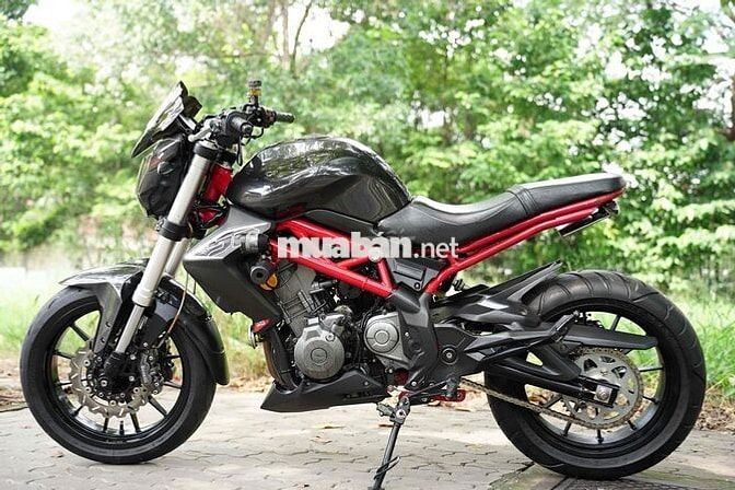 😍😃BENELLI 302 dki2016, CÓ ĐỒ, CÓ ĐỔI xe VÀ BÁN GÓP
