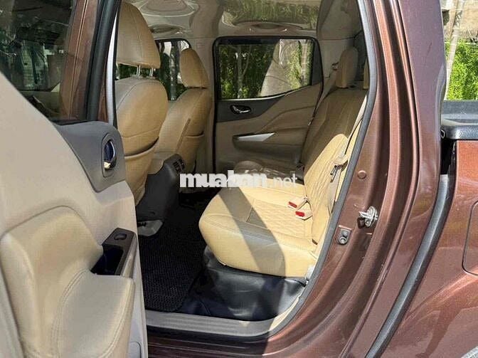 Nissan Navara 2017 EL 2.5 AT 2WD - 180000 km