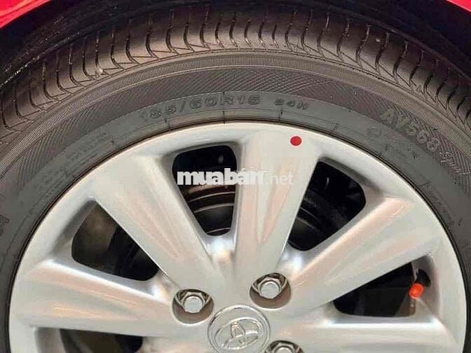 Toyota Yaris 2012 1.5 AT - 68000 km