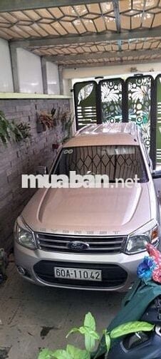 Ford Everest 2013 2.5L 4x2 MT - 202000 km