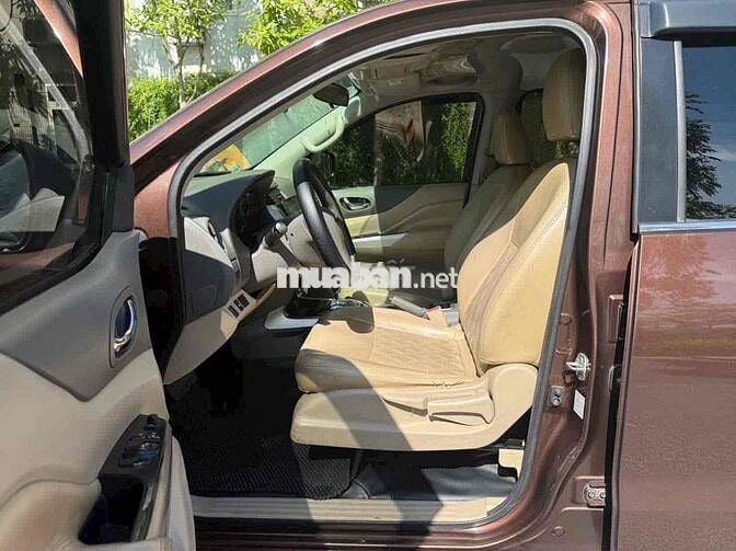Nissan Navara 2017 EL 2.5 AT 2WD - 180000 km