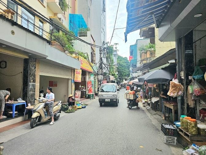 Bán nhà riêng kinh doanh giá rẻ nhất khu, tại phố Định Công Thượng  Bán nhà riêng kinh doanh giá rẻ nhất khu, tại phố Định Công Thượng