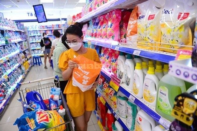 🌈Cửa Hàng Cần Tuyển Gấp Nhân Viên Tạp Vụ Và Nhân Viên Bán Hàng TP.HCM