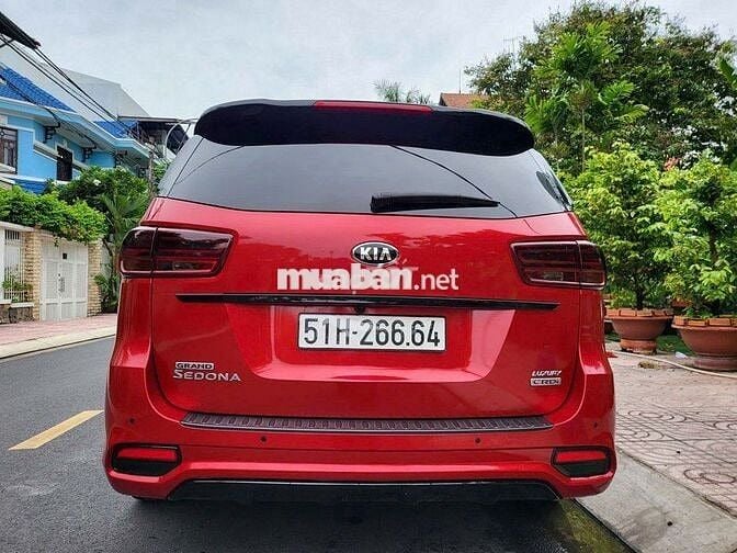 Kia Sedona 2020 Luxury - 69000 km