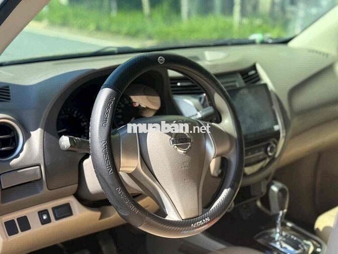 Nissan Navara 2017 EL 2.5 AT 2WD - 180000 km