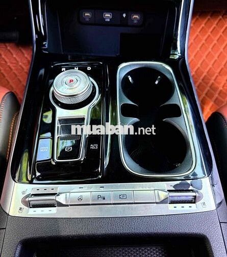 Kia Carnival Signature 2.2D sản xuất 2023