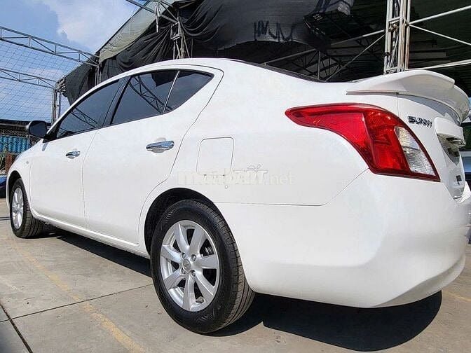 Nissan Sunny 2016 XV - 90000 km