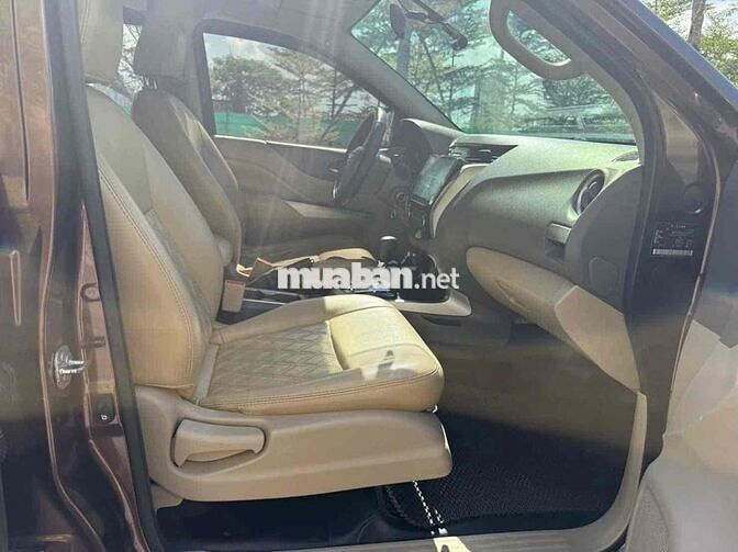 Nissan Navara 2017 EL 2.5 AT 2WD - 180000 km