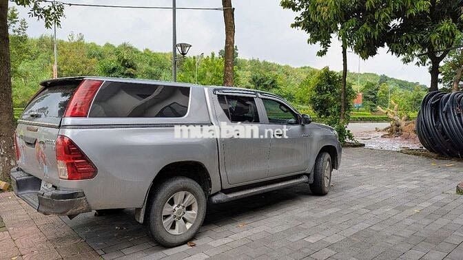 Toyota Hilux 2018 2.4E 4x2 AT - 150000 km