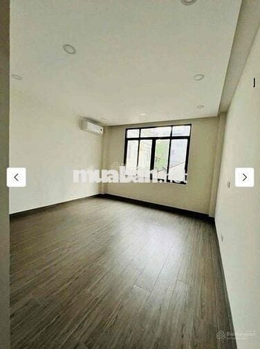 NHÀ ĐẸP MỚI TINH 113B Phan Xích Long - Phú Nhuận , nhà trống suốt 450m