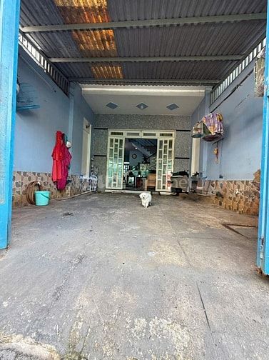 Nhà mặt tiền lớn sinh lời 4m5X30m sầm uất tiện kinh doanh 