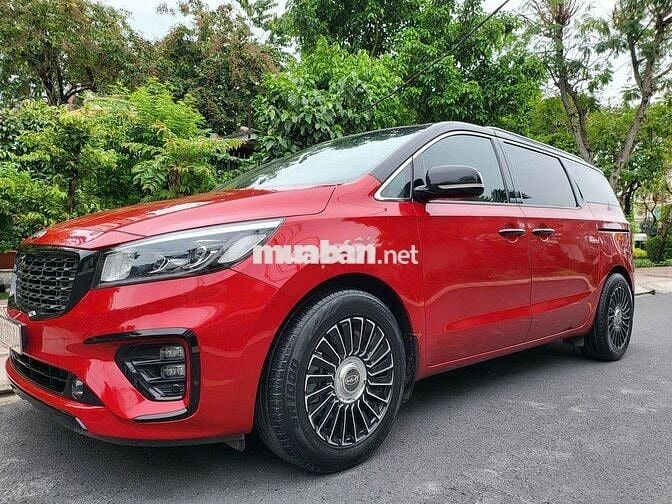 Kia Sedona 2020 Luxury - 69000 km