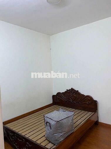 Cho thuê Toky Tower 2pn 2wc nhà trống và full nội thất