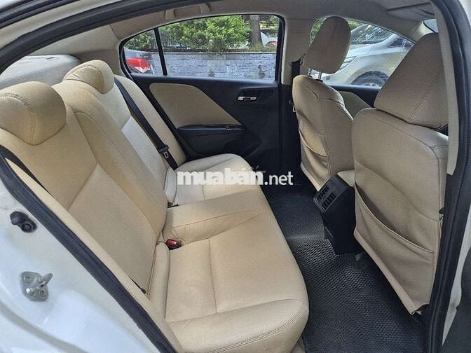 Honda city 2016 số tự động , xe zin hết
