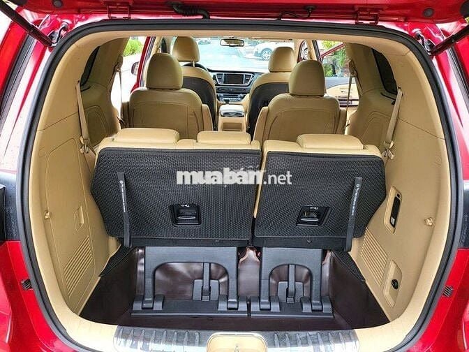 Kia Sedona 2020 Luxury - 69000 km