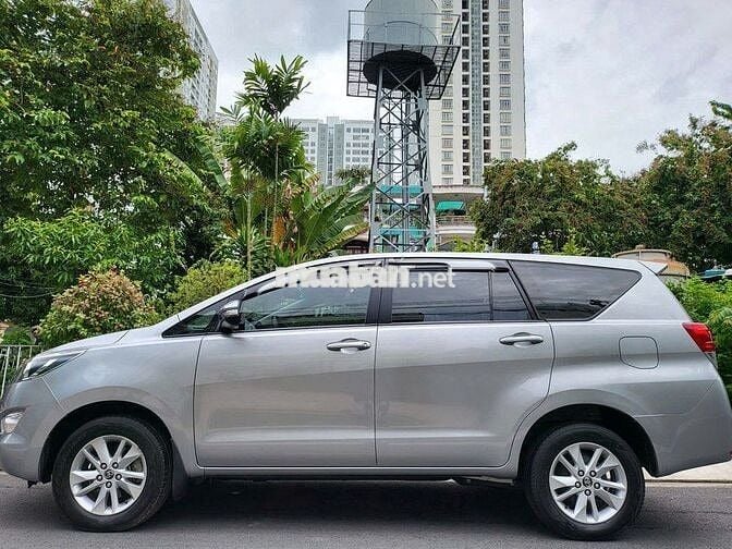 Toyota Innova 2017 2.0E - 78000 km