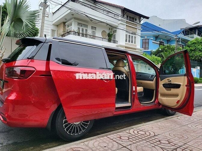 Kia Sedona 2020 Luxury - 69000 km