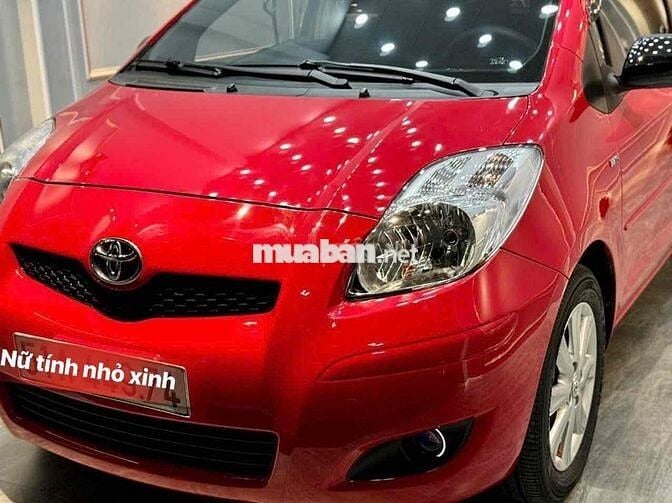 Toyota Yaris 2012 1.5 AT - 68000 km