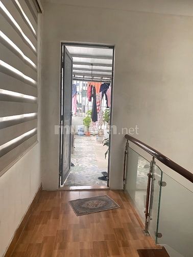 Bán nhà riêng kinh doanh giá rẻ nhất khu, tại phố Định Công Thượng 