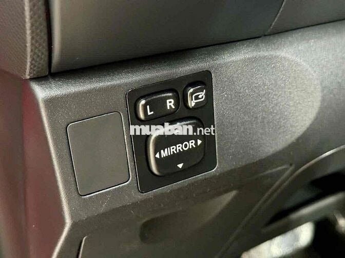 Toyota Yaris 2012 1.5 AT - 68000 km