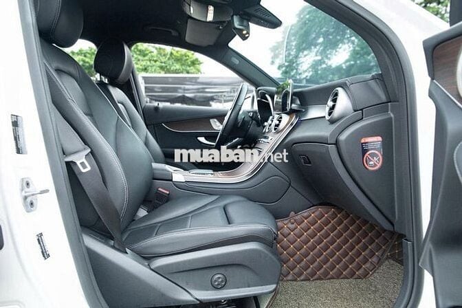 MERCEDES-BENZ GLC 200 4MATIC 2023