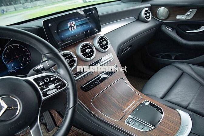 MERCEDES-BENZ GLC 200 4MATIC 2023