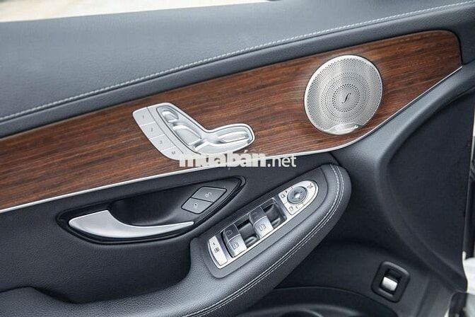 MERCEDES-BENZ GLC 200 4MATIC 2023