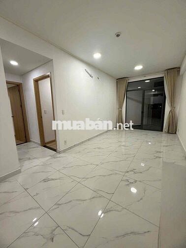 Cho thuê saigon asiana 71 m22pn 2ưc cơ bản giá 10tr5 ở liền