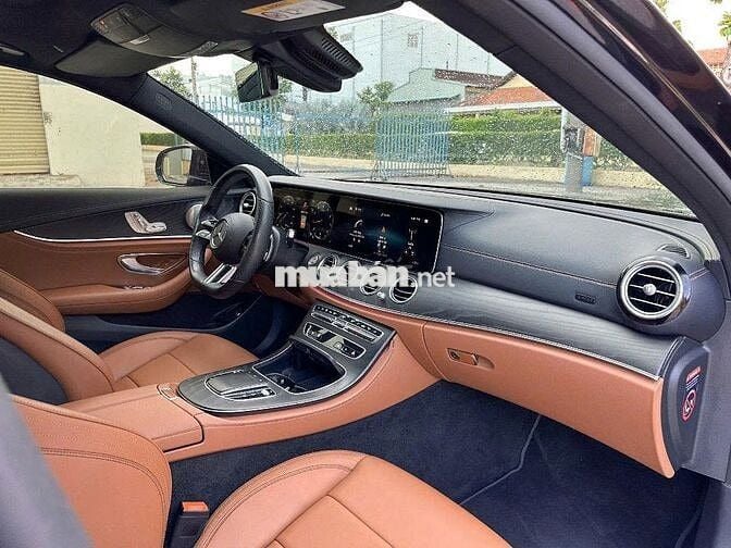 Mercedes-Benz E300 AMG 2022-29000km
