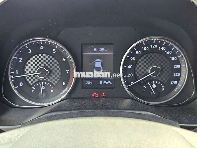 HUYNDAI ELENTRA 1.6 MT SX 2020 ODO 50.000 KM