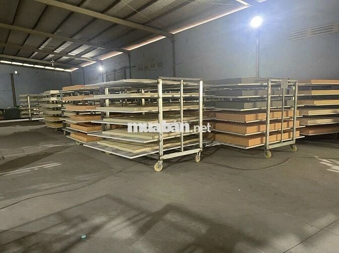 Cho thuê showroom 1.000m2 MT Trần Văn Giàu, Bình Chánh, giá : 80tr/ TH
