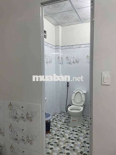 Cho thuê nhà cấp 4 mới xây xã Bà Điểm gần ngã tư Trung Chánh