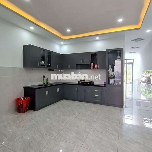 Bán nhà sổ riêng thổ cư gần Trường cấp 2 Võ Trường Toản .
Tường xây 20