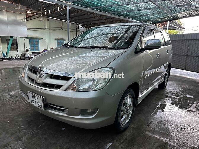 Toyota Innova 2007 G -