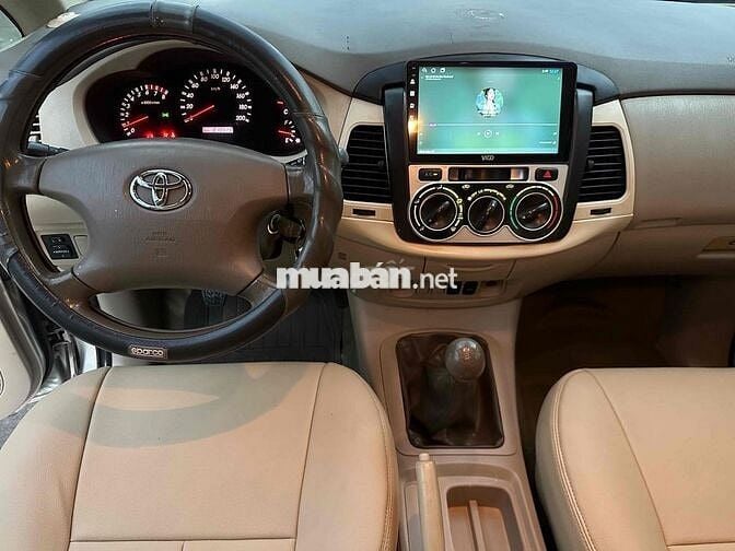 Toyota Innova 2007 G -