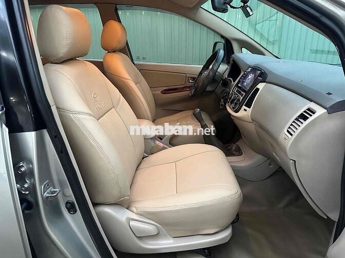 Toyota Innova 2007 G -