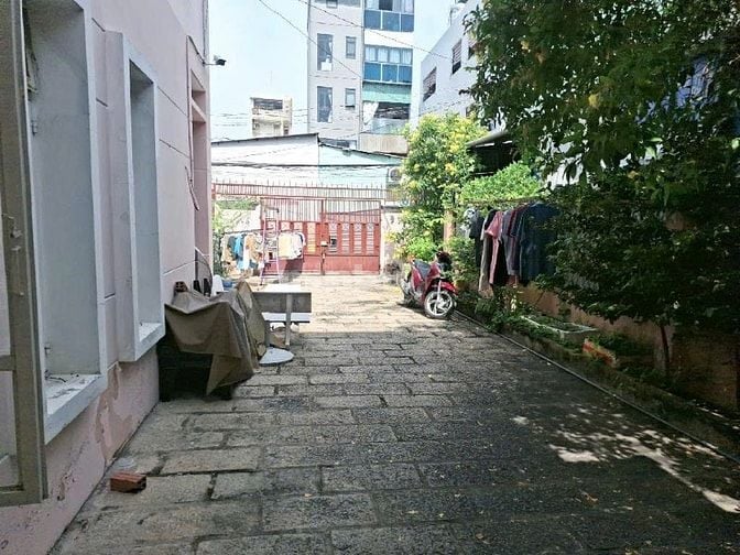 Chỉ 82 tr/m2, Lý Phục Man, 03 Tầng, DT 10x27m