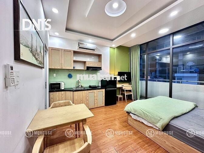 Cho thuê căn hộ 35m2,có ban công,full nội thất,Bùi Viện,Takashimaya