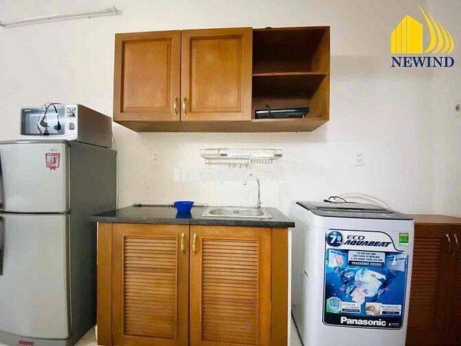 Căn hộ ban công full nội thất ngay khu HimLam Quận 7