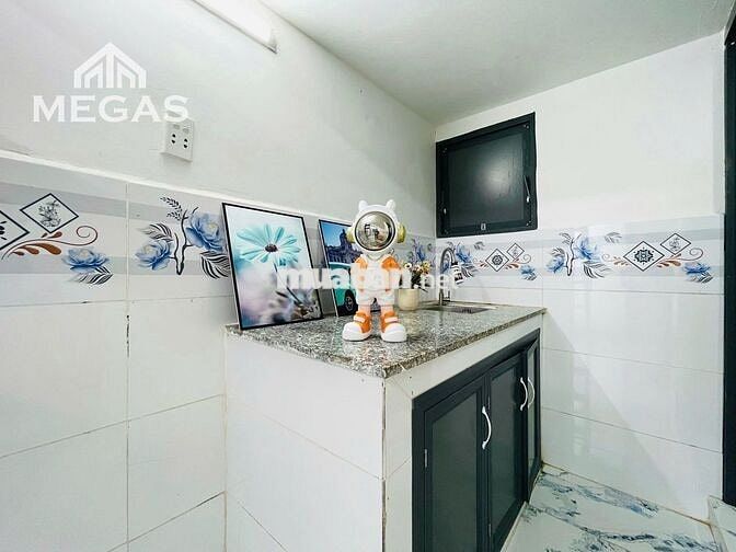 GIÁ SAO PHÒNG VẬY - CĂN HỘ GÁC CAO 1M8 NỘI THẤT NGAY HƯƠNG LỘ 2 - 4 XÃ