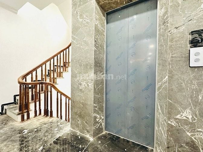 LÕI CẦU GIẤY: PHÂN LÔ, ÔTÔ, KINH DOANH, 7T THANG MÁY MỚI TING,2 THOÁNG