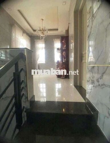 Biệt Thự 1 Trệt 1 Lầu 5PN 8x18m Gần KCX Tân Thuận Quận 7