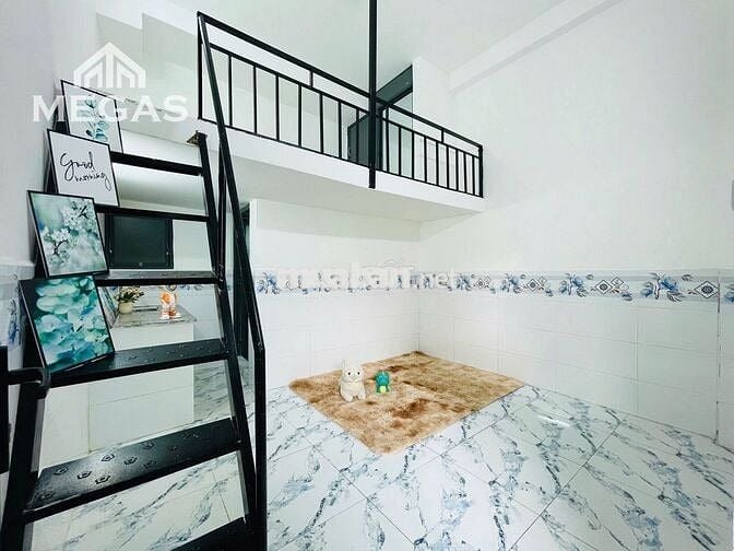 GIÁ SAO PHÒNG VẬY - CĂN HỘ GÁC CAO 1M8 NỘI THẤT NGAY HƯƠNG LỘ 2 - 4 XÃ