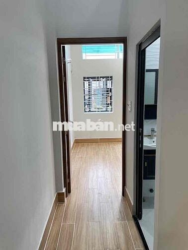 Chỉ 4..4 Tỷ Có Ngay Nhà Đẹp 3 Tầng-Hxh-32..m2-cạnh Lạc long quân-âu co