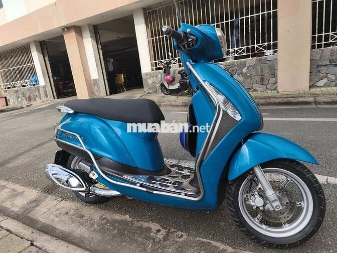 BÁN XE GRANDE MÀU ĐẸP