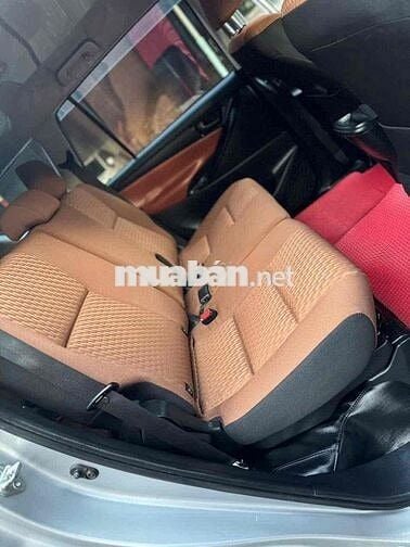 Toyota Innova 2017 2.0E - 96000 km