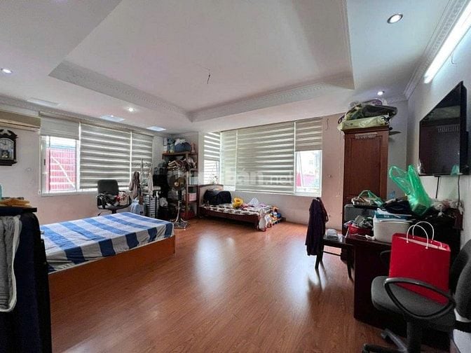 Phân lô Trần Quốc Hoàn 35m2*5T ô tô vào nhà, nhà ở ngay, gần phố 12 tỷ