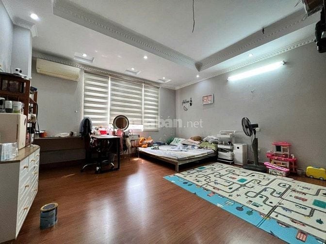 Phân lô Trần Quốc Hoàn 35m2*5T ô tô vào nhà, nhà ở ngay, gần phố 12 tỷ