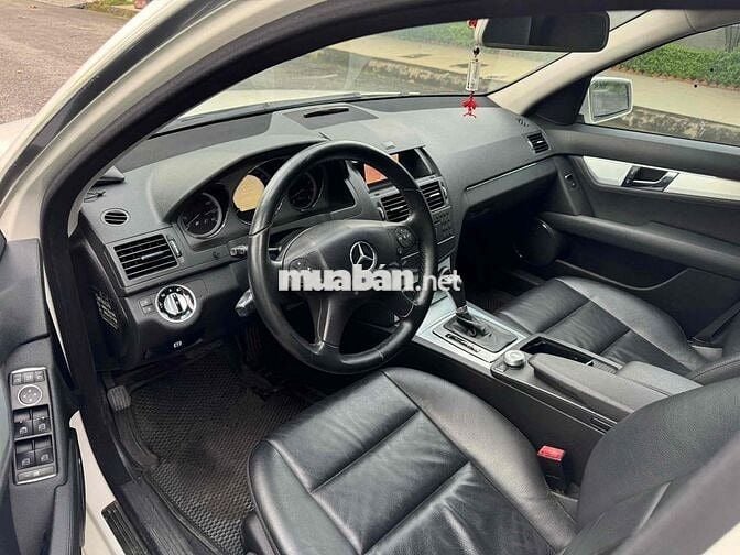 Mercedes C200 2010 chạy 70k km 1 chủ ko có chiếc 2